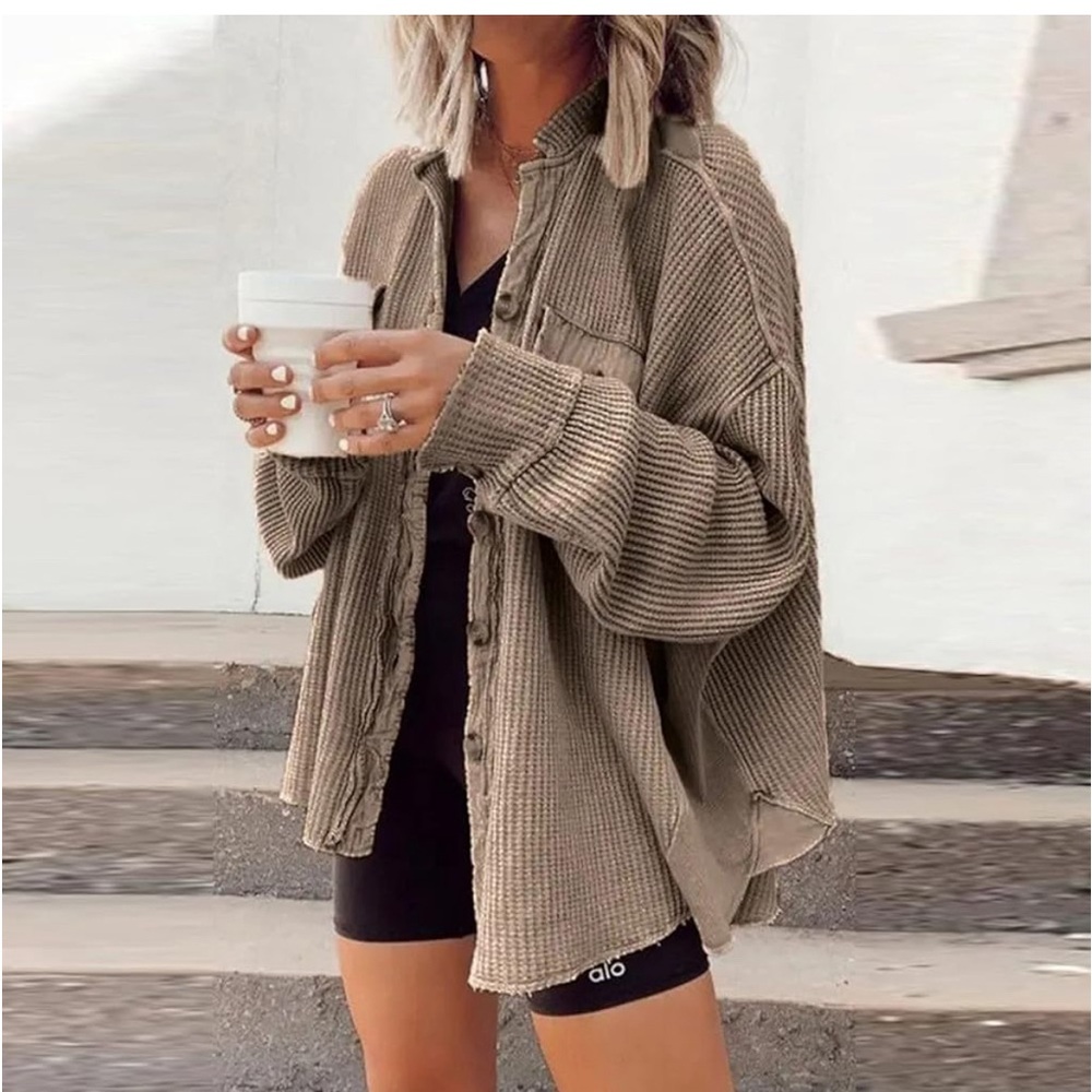 waffle shacket long sleeve button down shirt size M